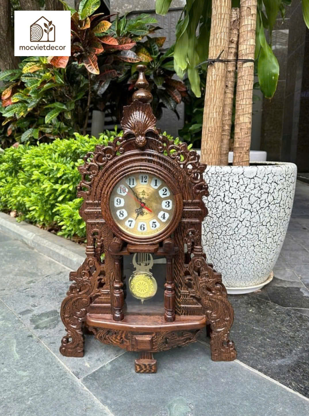 Đồng hồ cổ điển 